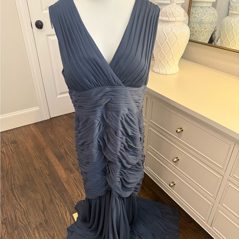ADRIANNA PAPELL Shirred Mermaid Gown size 14 - Picture 4 of 6